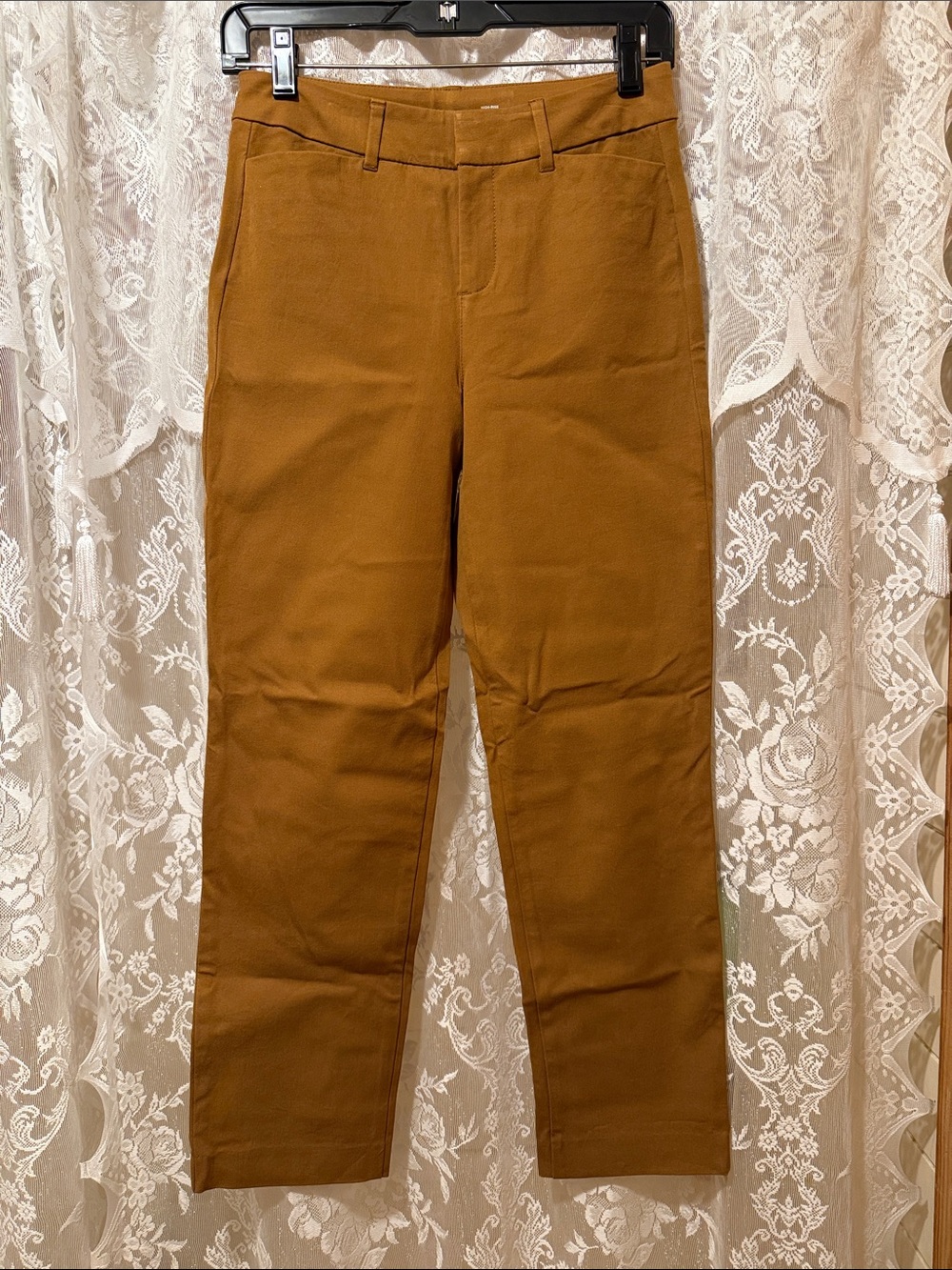 Old Navy Straight Leg Trousers in Caramel